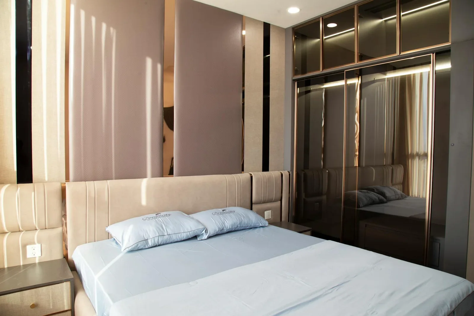 Thiết Kế Phòng Ngủ Chung Cho Bố Mẹ Và Con