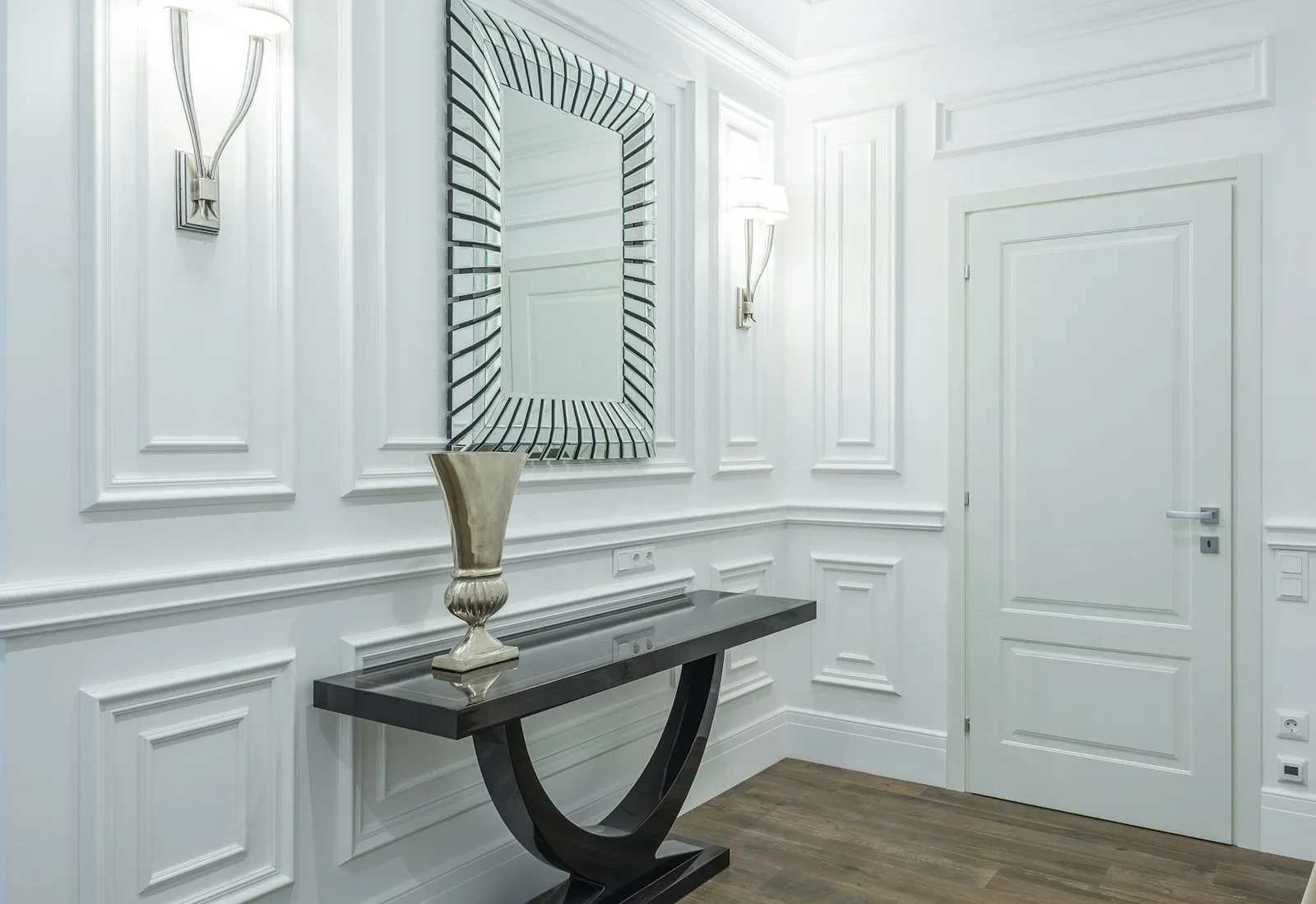 A stylish hallway interior with modern decor, featuring a sl | Thiết kế nội thất 24