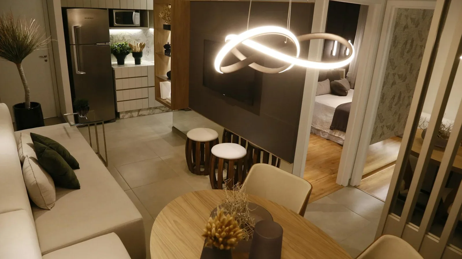 Stylish modern apartment living room with contemporary decor | Thiết kế nội thất 24