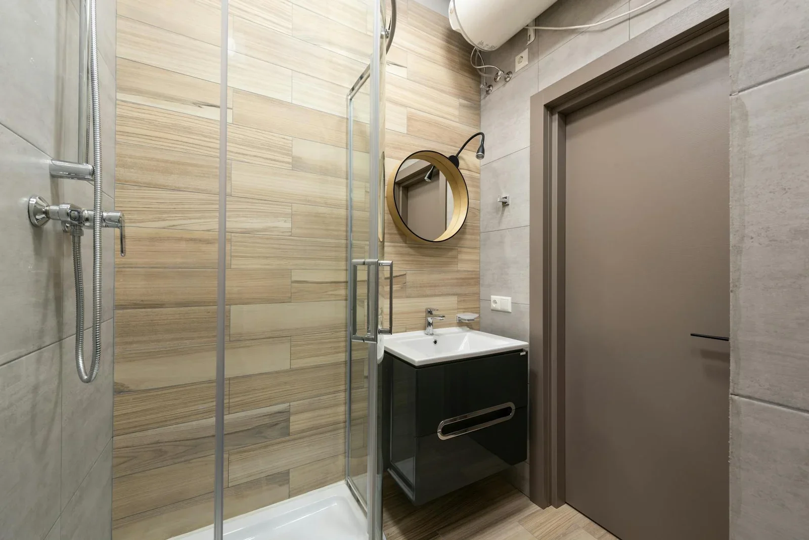 Interior of modern bathroom with ceramic sink and shower wit | Thiết kế nội thất 24