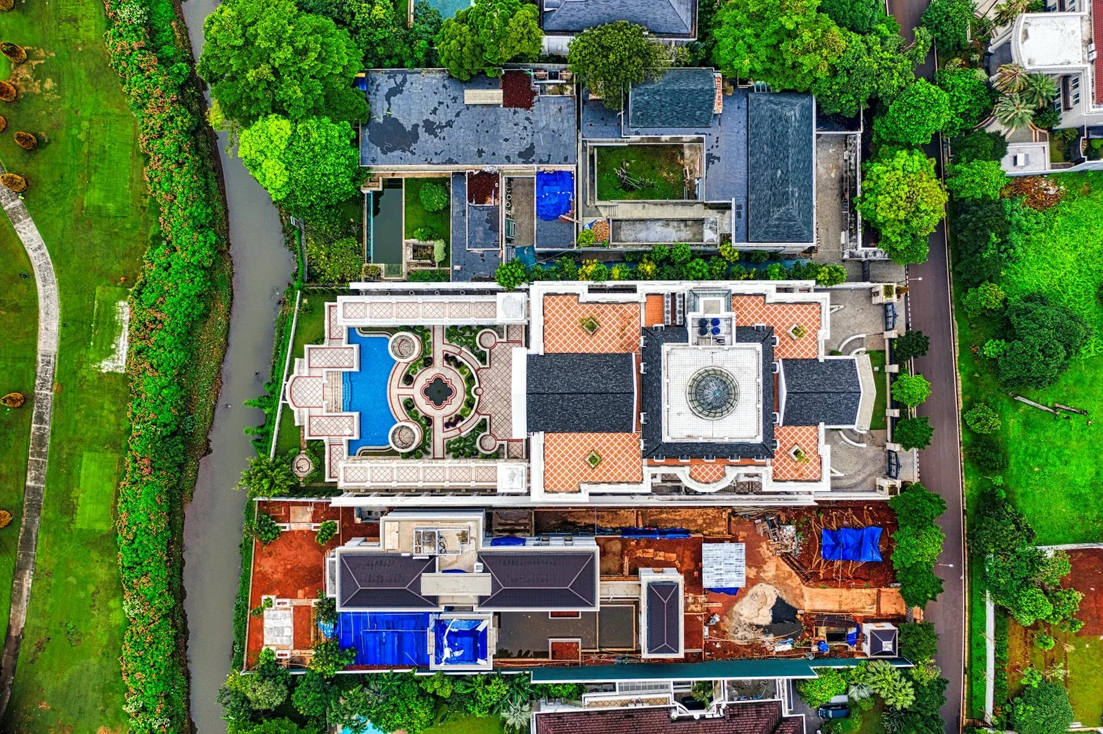 Stunning aerial image showcasing a luxurious estate with poo | Thiết kế nội thất 24
