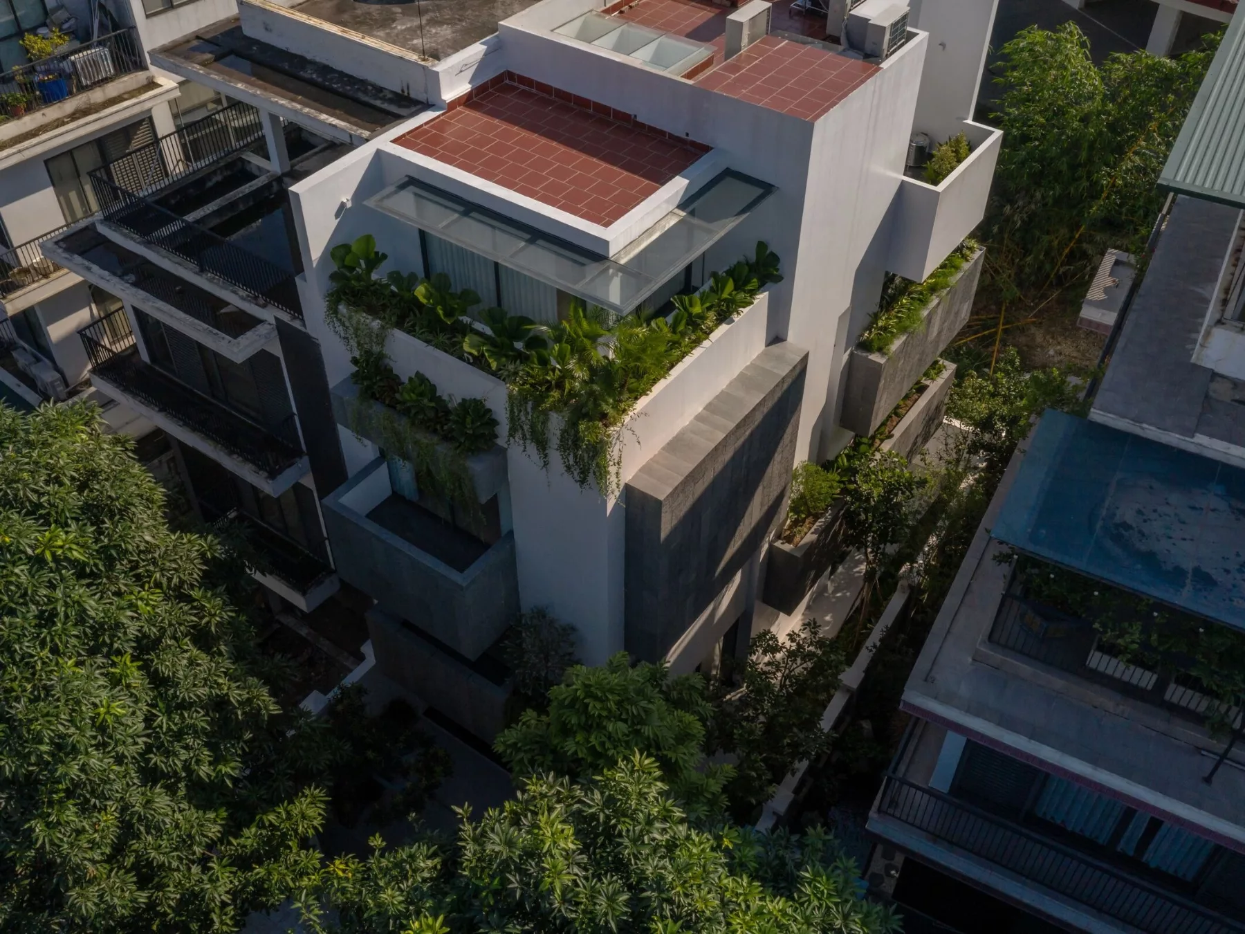 Thiết Kế Tủ Bếp Hiện Đại Cho Căn Nhà Phố Bình Tân