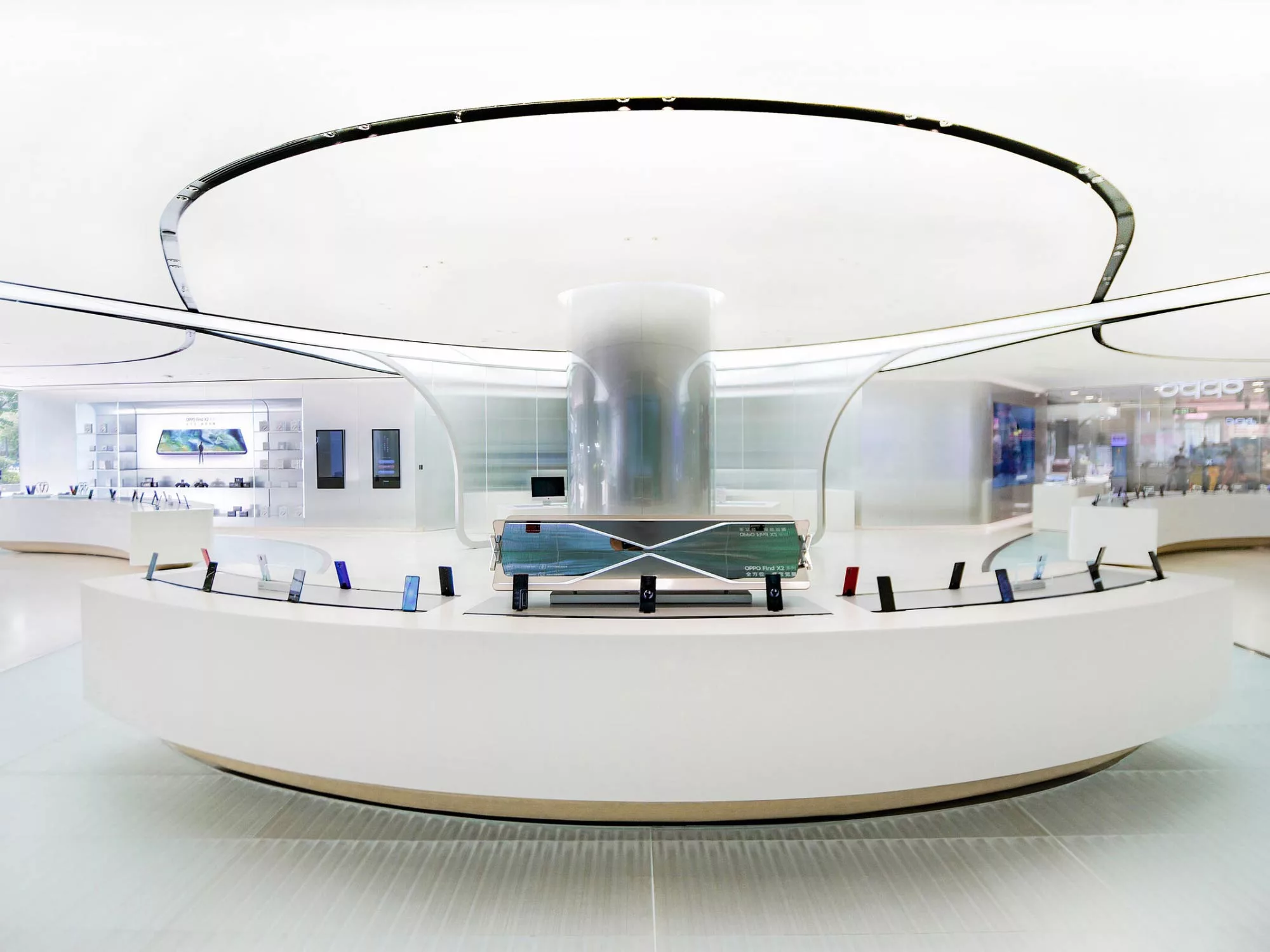 Không Gian Trải Nghiệm Đa Chiều Tại OPPO Store