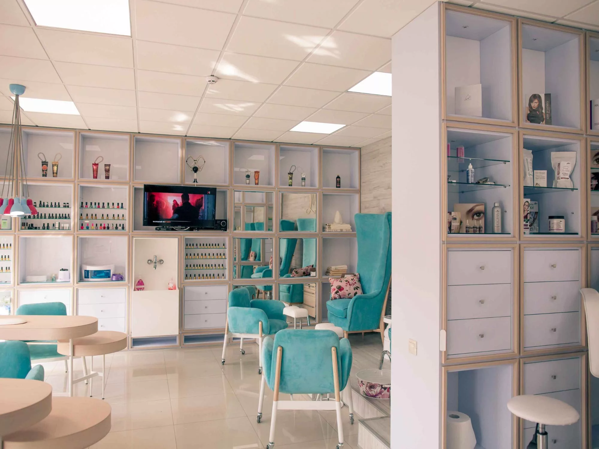 Luna Beauty Studio - Không Gian Làm Đẹp Đẳng Cấp