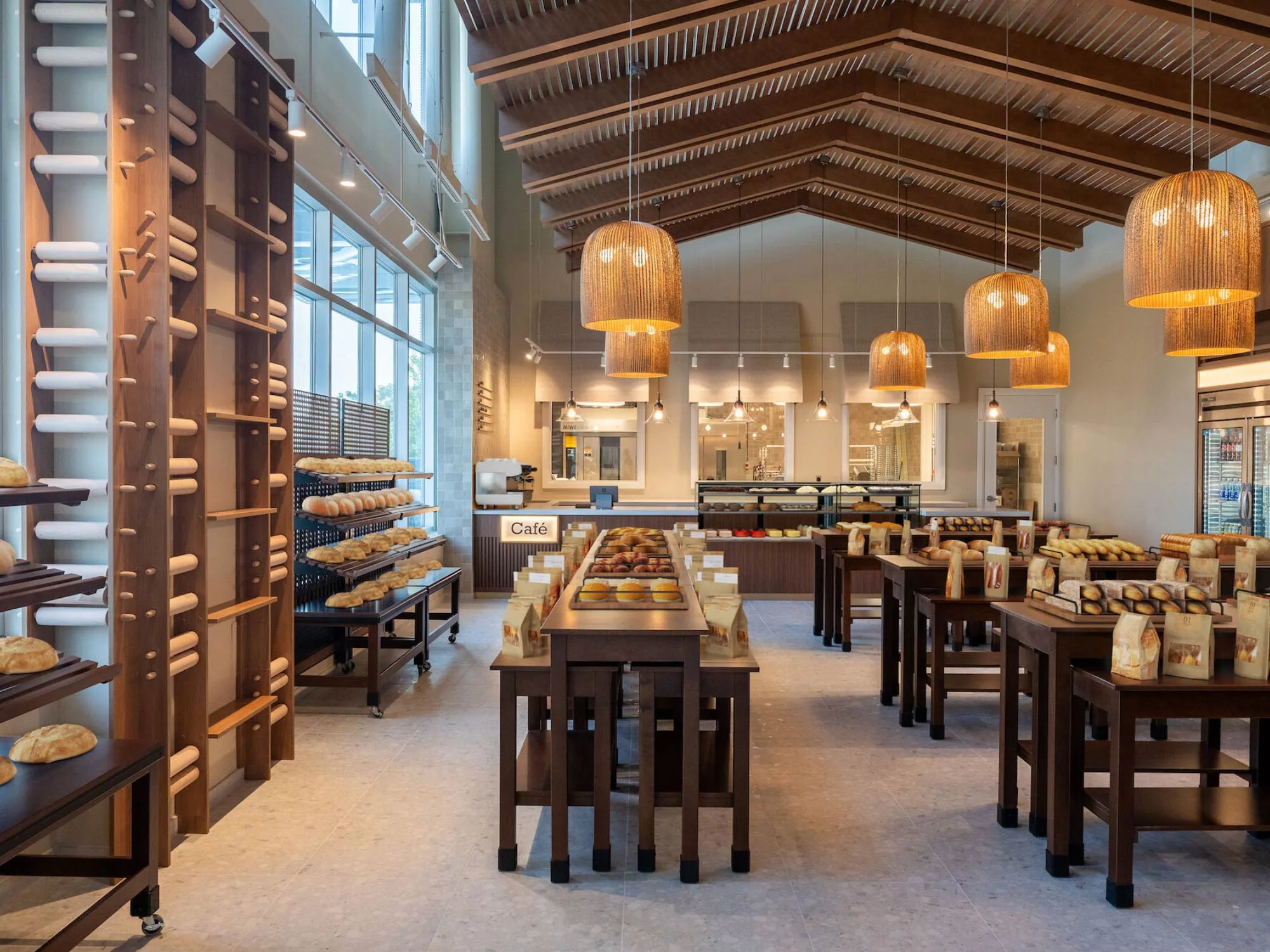 Không Gian Tinh Tế - Cafe Trầm Hương