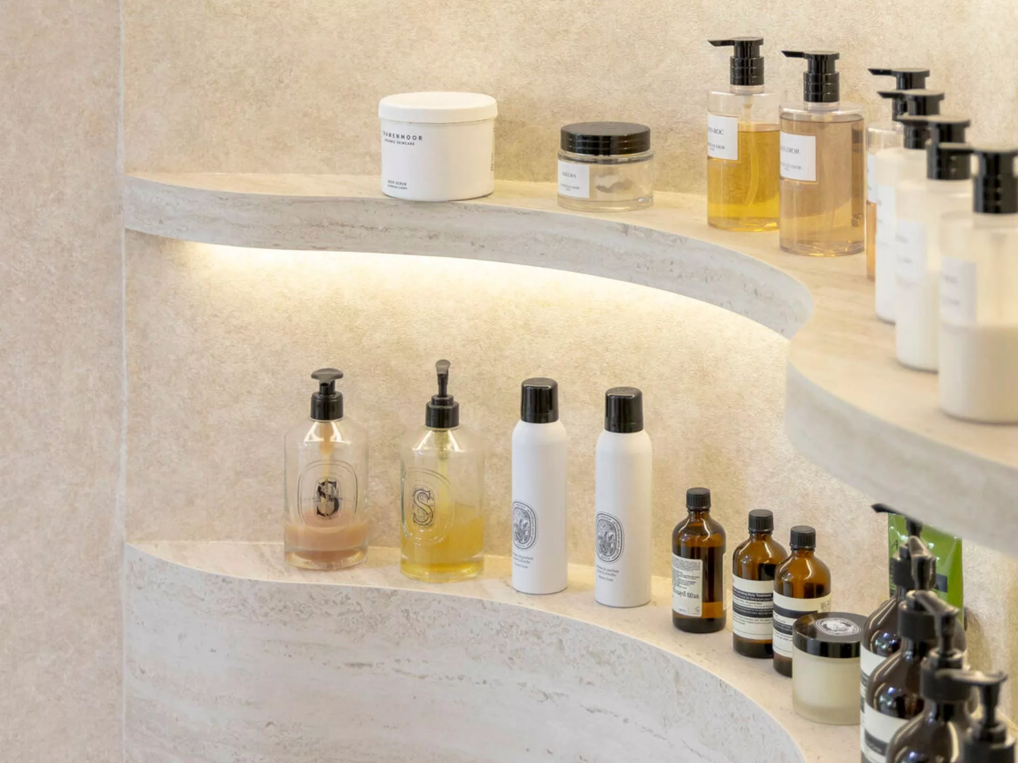 Không Gian Tinh Tế - Happening Beauty & Lifestyle