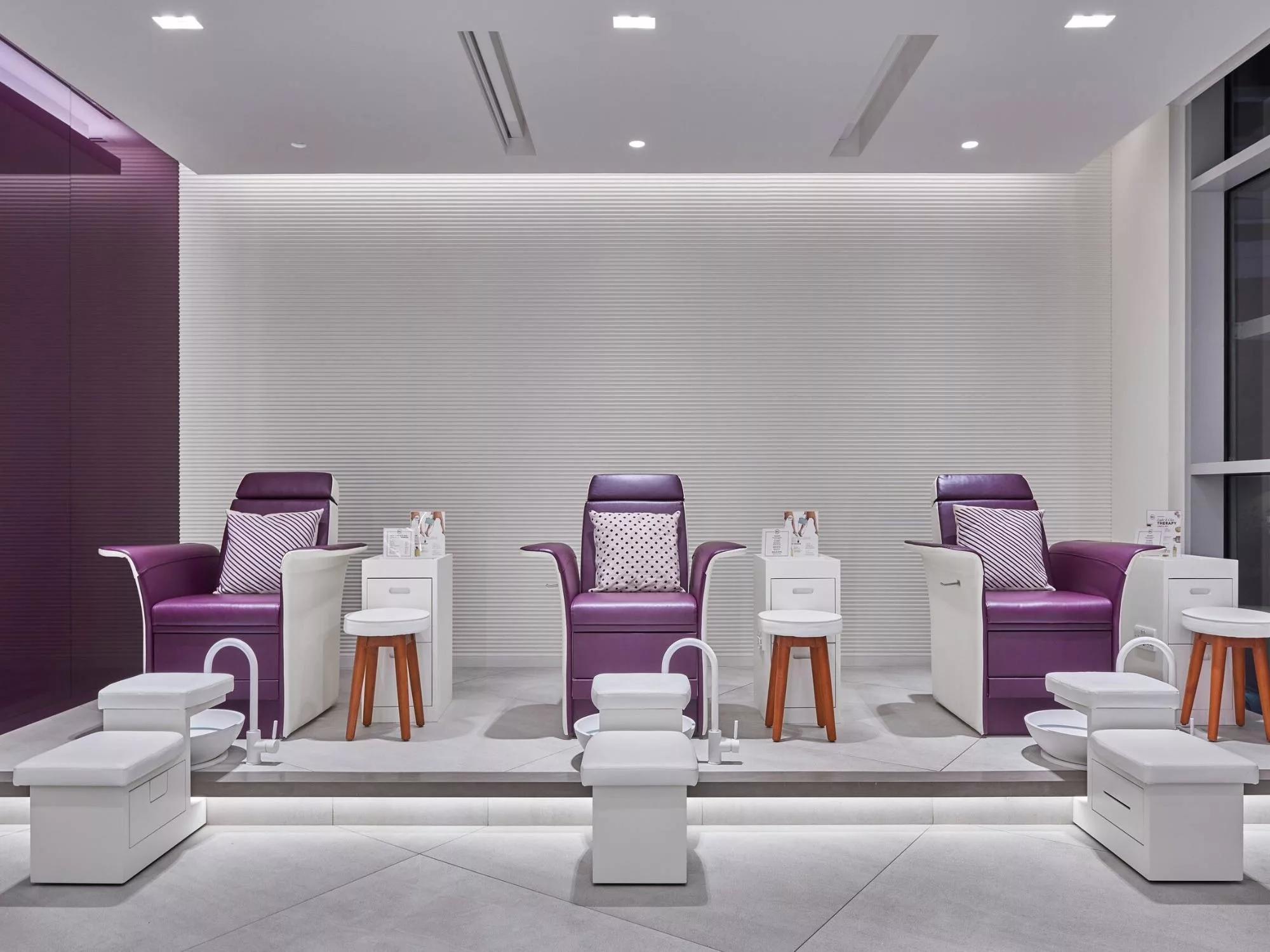 Không Gian Tinh Tế - Thiết Kế Nội Thất Nail House