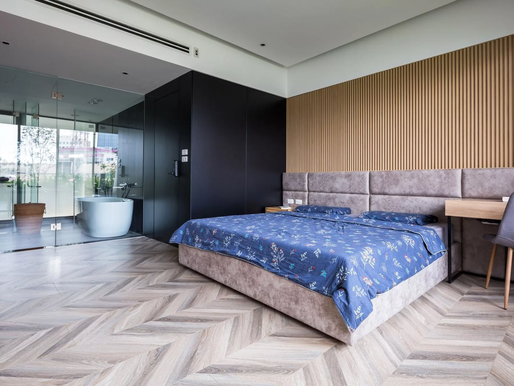 Không Gian Sống Hiện Đại Trong Nhà Phố Đa Tầng