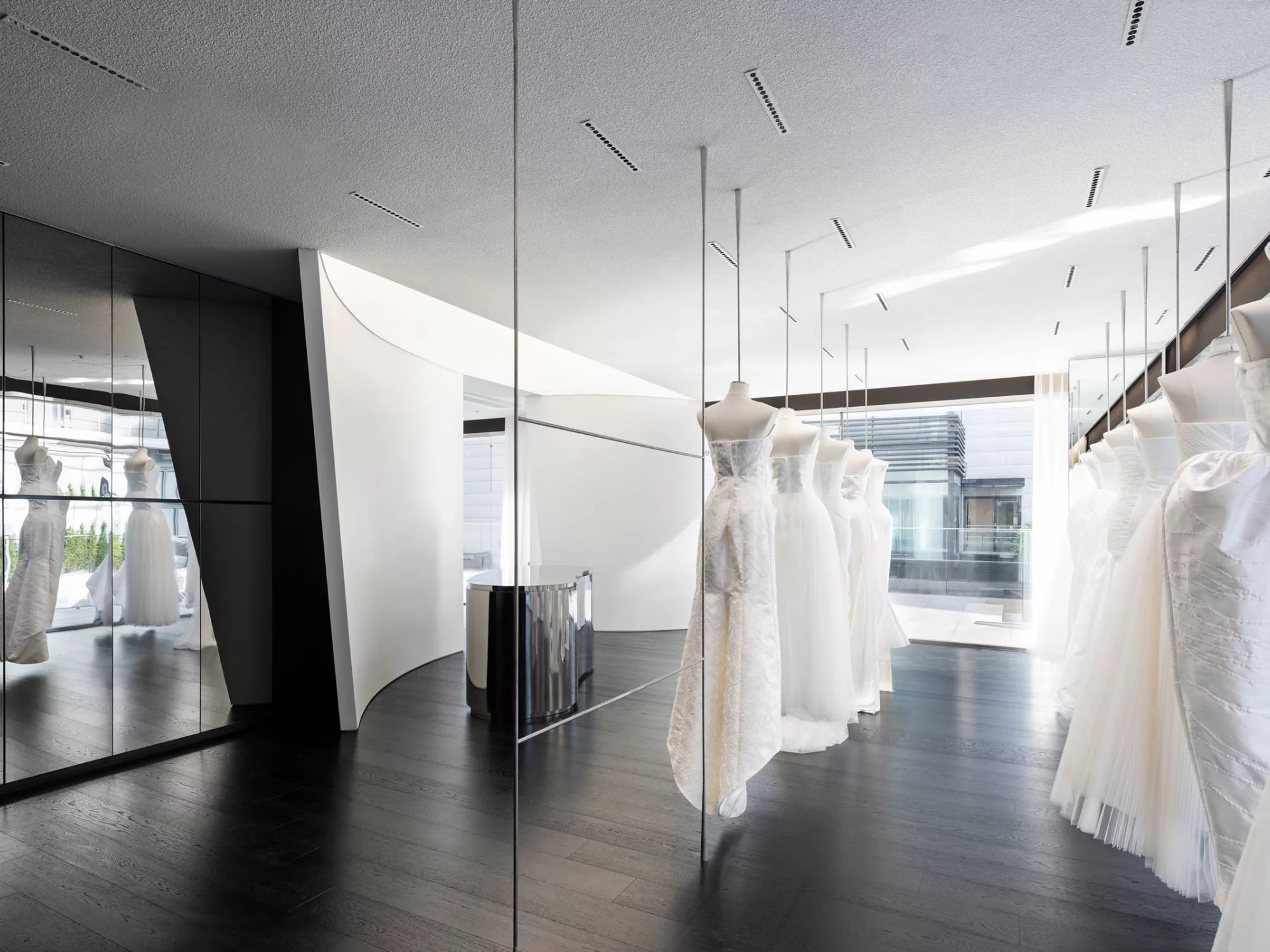 Lối Sống Tinh Tế Trong Không Gian Cưới Hỏi - Arha Bridal