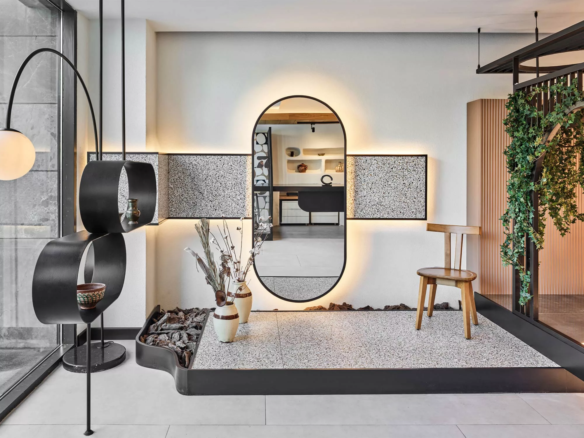 Không Gian Trải Nghiệm Đa Tầng - Showroom DecoLife