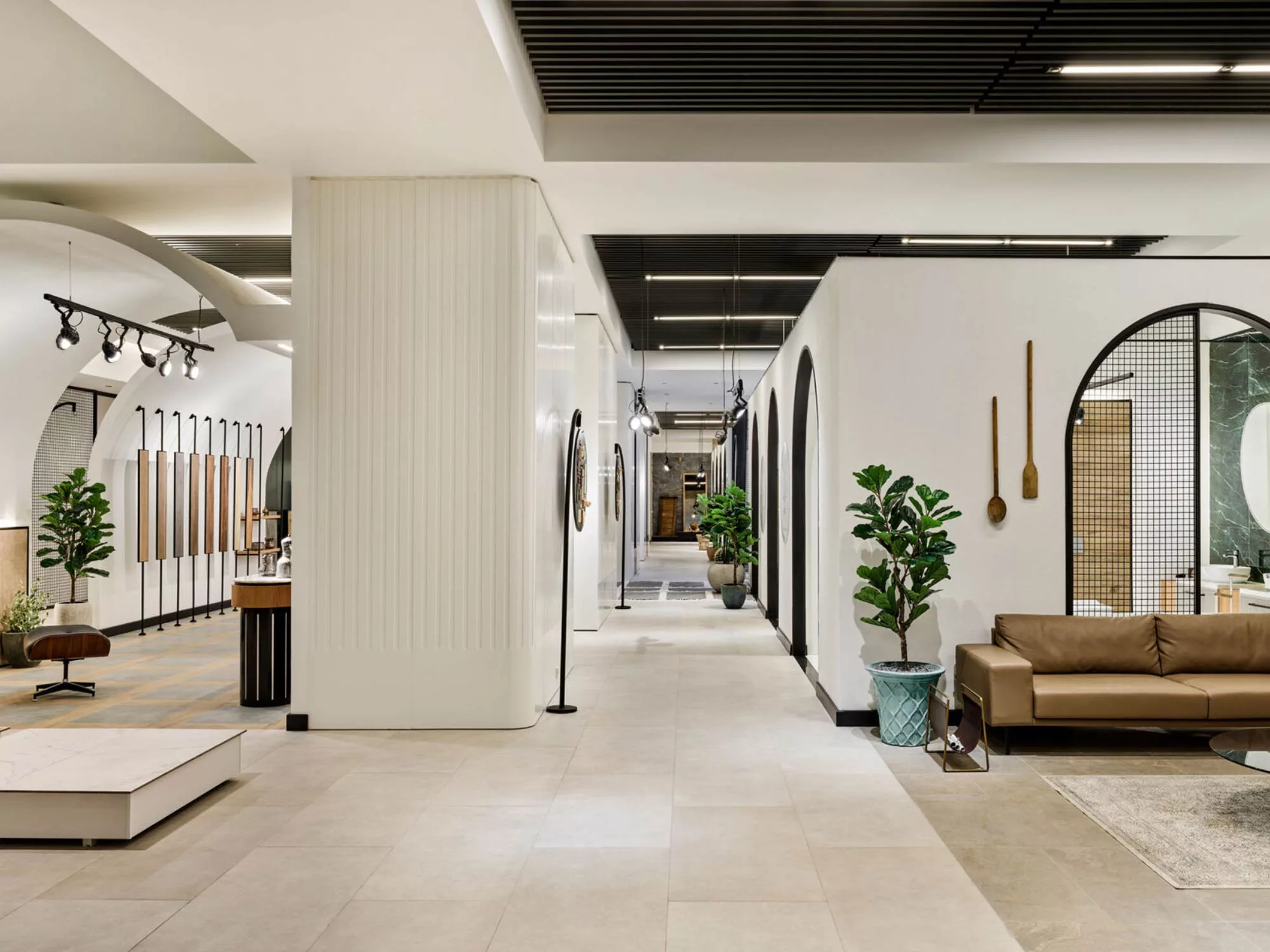 Không Gian Trải Nghiệm Đa Tầng - Showroom DecoLife