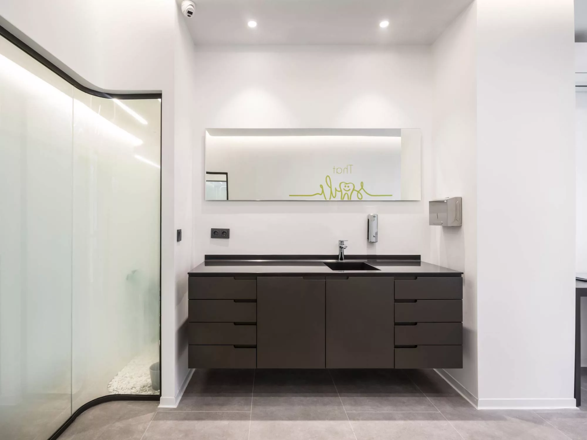 Không Gian Thẩm Mỹ - Phòng Khám Nha Khoa Elegance Care