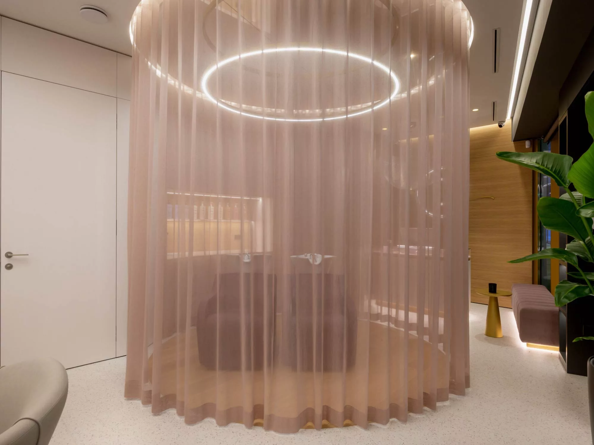 Luna Hair Studio – Không Gian Tinh Tế Kết Hợp Cảm Xúc
