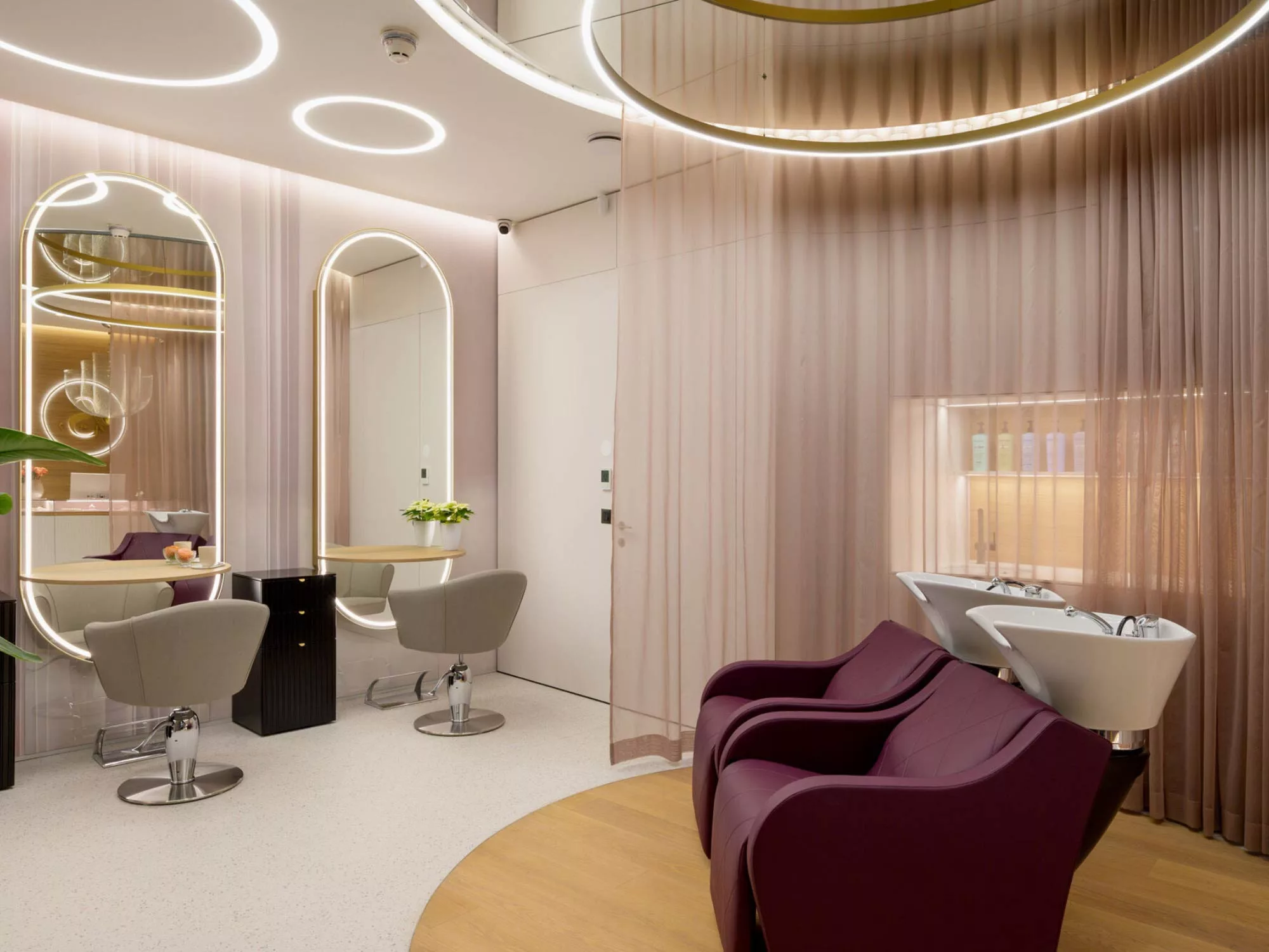 Luna Hair Studio – Không Gian Tinh Tế Kết Hợp Cảm Xúc