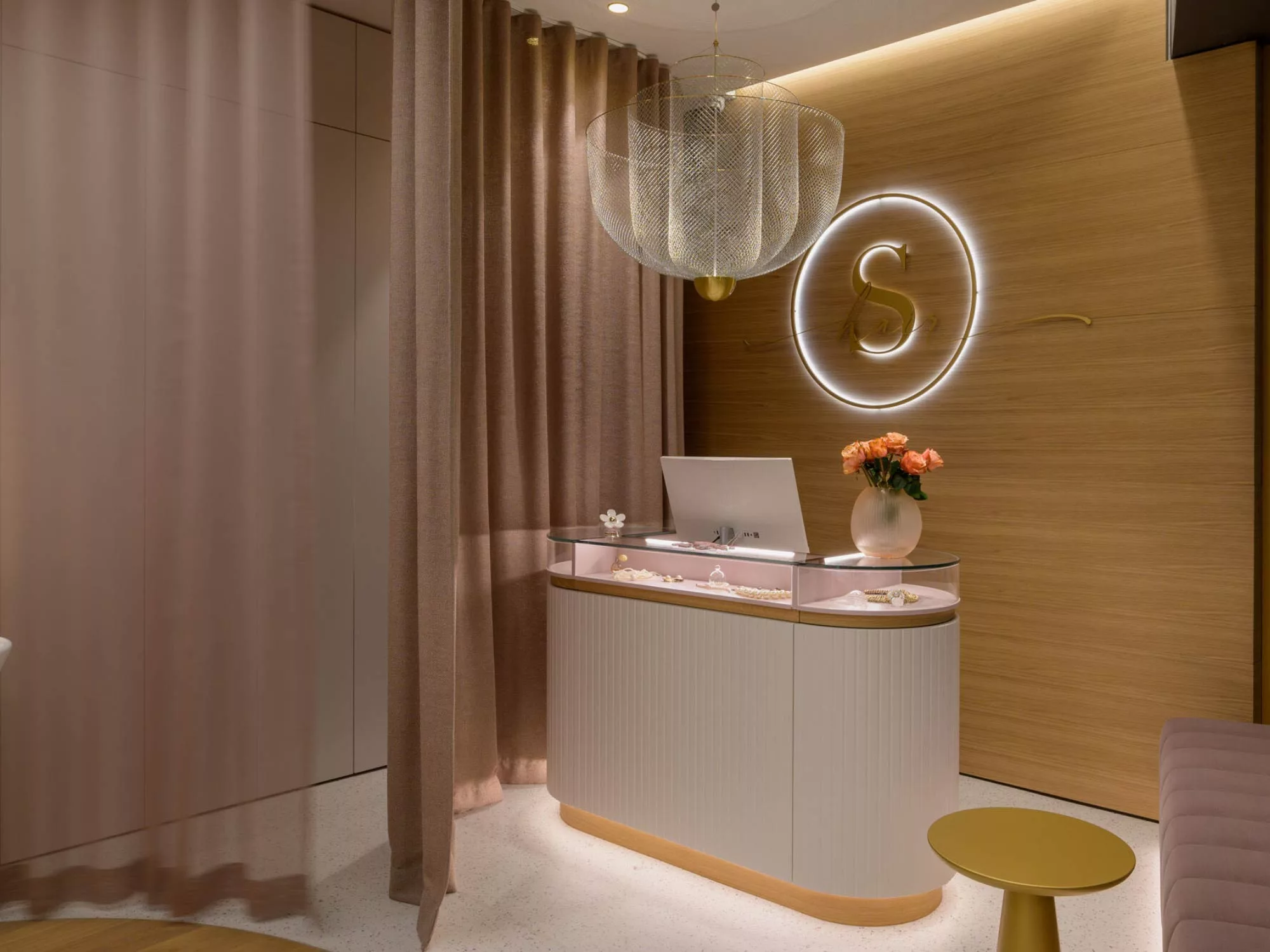 Luna Hair Studio – Không Gian Tinh Tế Kết Hợp Cảm Xúc