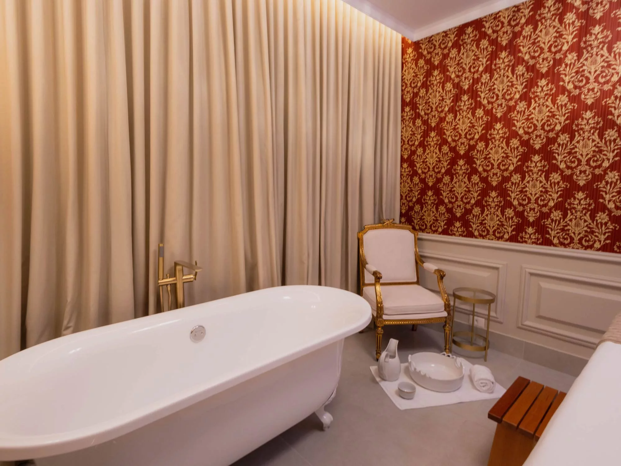 Luna Spa – Không Gian Trị Liệu Đa Sắc Màu